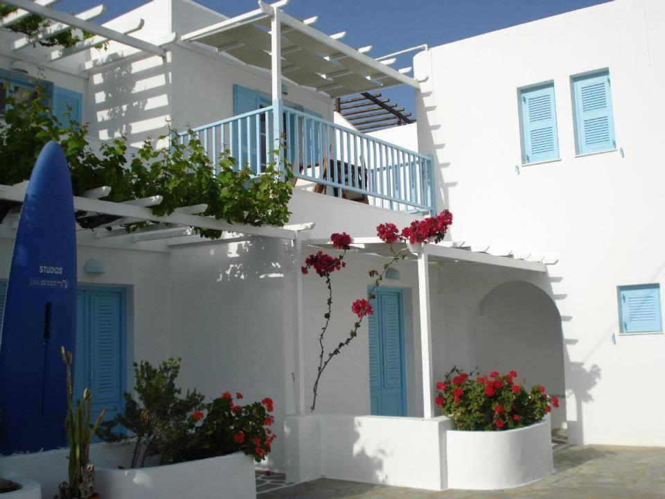 Paroscarmel Studio-Apartment Logaras Exterior foto